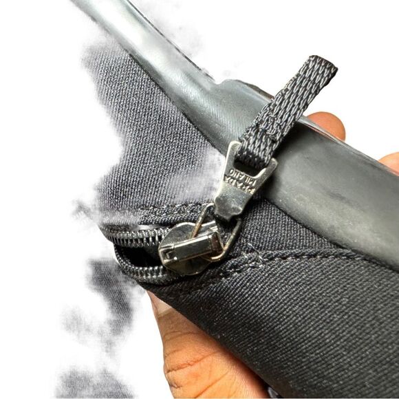 Vintage Prada Black Pumps Minimal 90s Block Heel 37 VTG - Picture 5 of 7